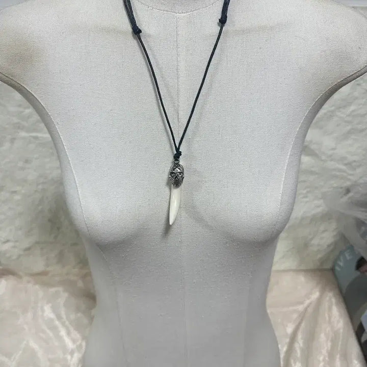 [BUNJANG] Vintage Skull Tooth Adjustable Necklace / 빈티지  해골 치아 조절 목걸이