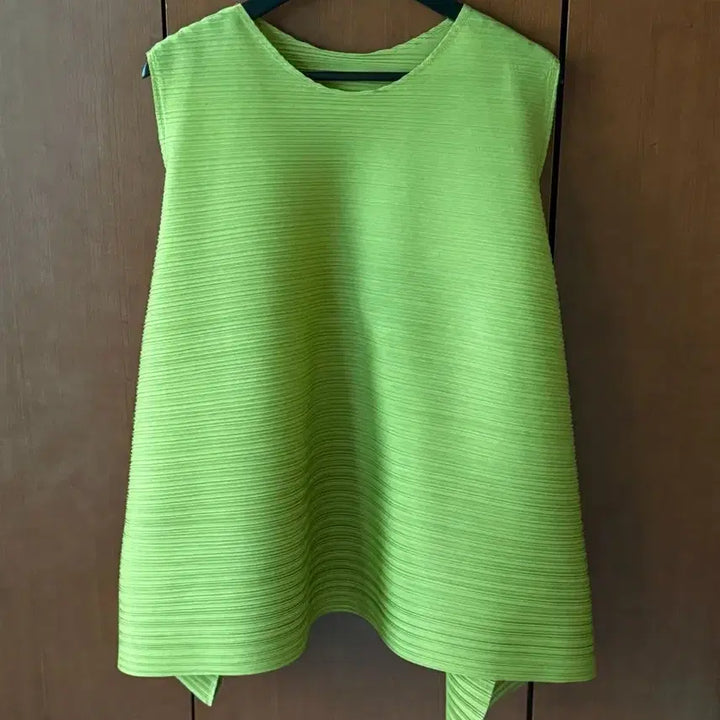 [BUNJANG] Pleated Sleeveless Top / 플리츠 민소매 탑