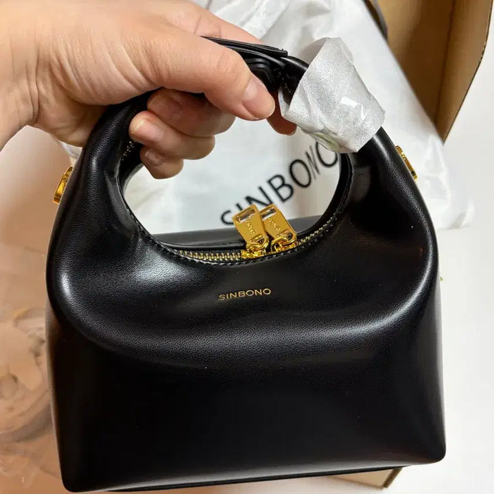 [BUNJANG] Shinbono Vienna Top Handle Crossbody Bag Black / 신보노 비엔나 탑 핸들 크로스바디 백 블랙