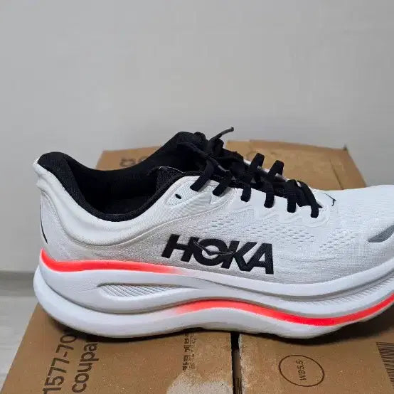 [BUNJANG] Hoka Bondi 9 Running Shoes / (서울) 호카 bondi9 본디9 런닝화 운동화 새상품급 팝니다