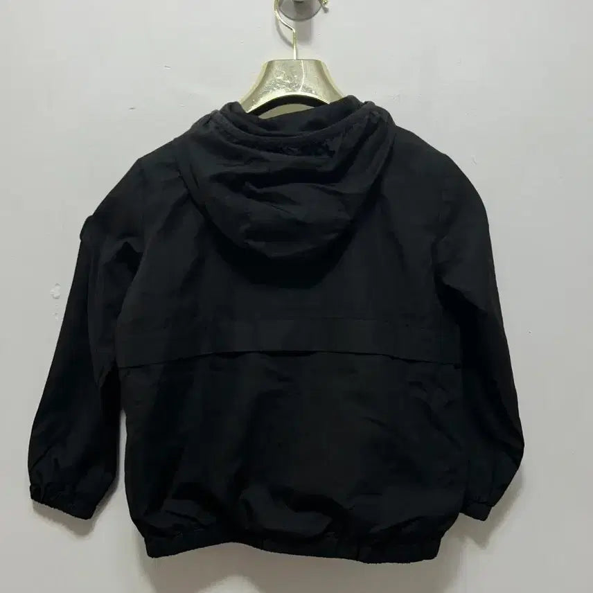 [BUNJANG] Nike Kids Black Hooded Windbreaker 105 Size / 나이키 바람막이 후드 검정색 키즈 105사이즈
