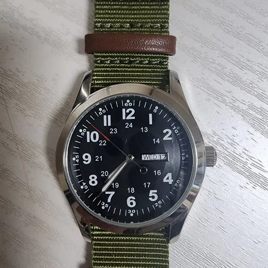 [BUNJANG] Unused Military Field Watch Black Dial NATO Strap / 미사용 밀리터리 시계 필드워치
