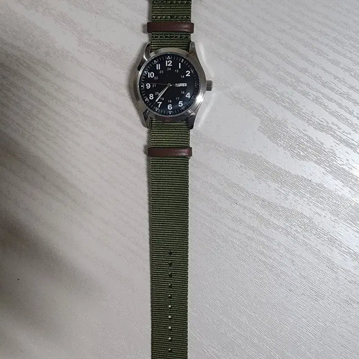 [BUNJANG] Unused Military Field Watch Black Dial NATO Strap / 미사용 밀리터리 시계 필드워치