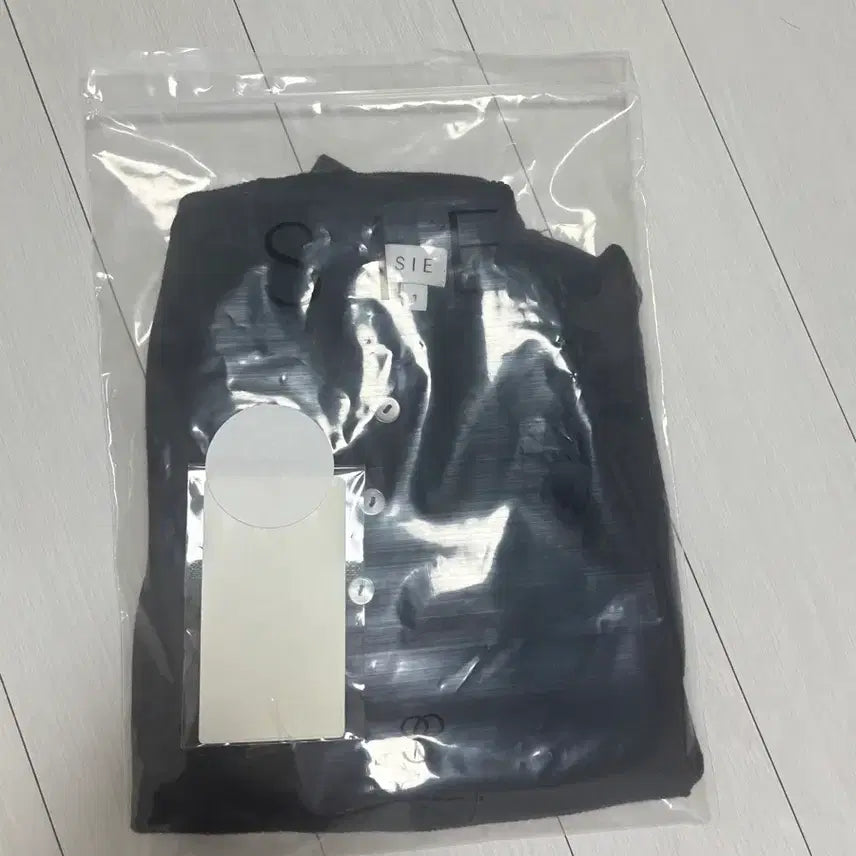 [BUNJANG] SIE KSH Half Sleeve Knit Sweater Black / 시에 케이시 하프 슬리브
