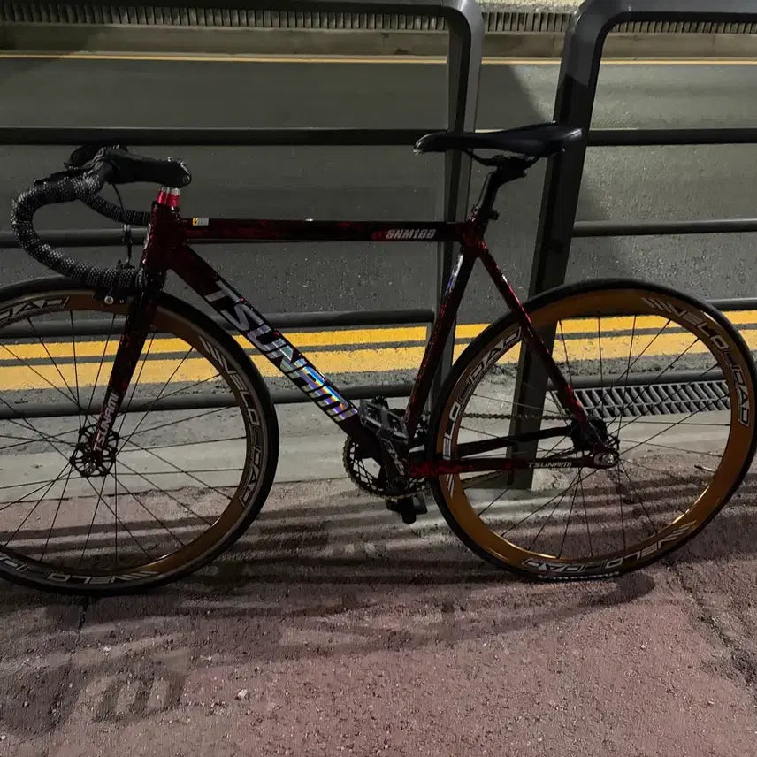 [BUNJANG] Tsunami Flame Red Bicycle / 쓰나미 불꽃레드 개급처