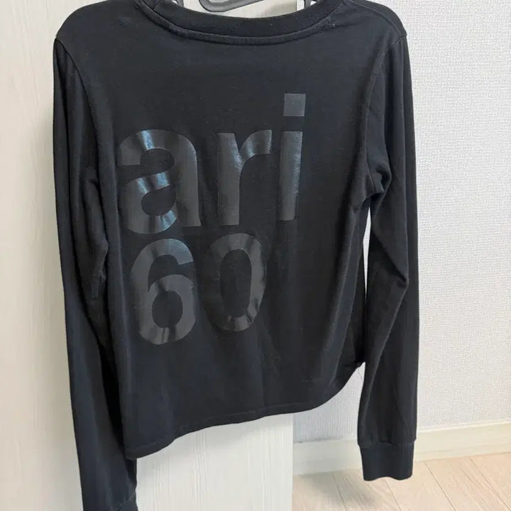 [BUNJANG] Safarisport Long Sleeve Black Size 2 / 사파리스팟 롱슬리브 1/2 2사이즈 블랙