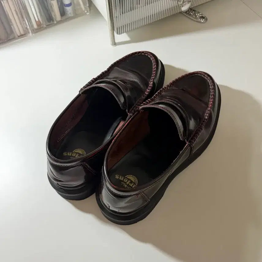 [BUNJANG] Dr. Martens Abbott Loafer Shoes / 닥터마틴 애보트 패니로퍼 270