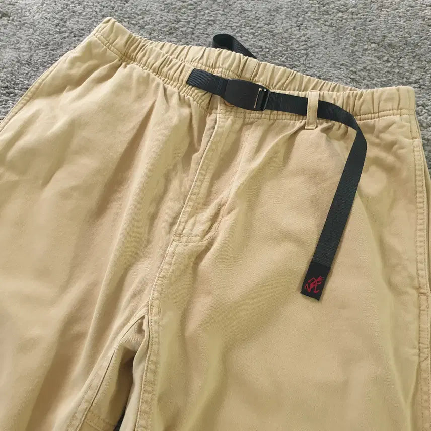 [SOLD OUT] Gramicci 베이지색 면바지