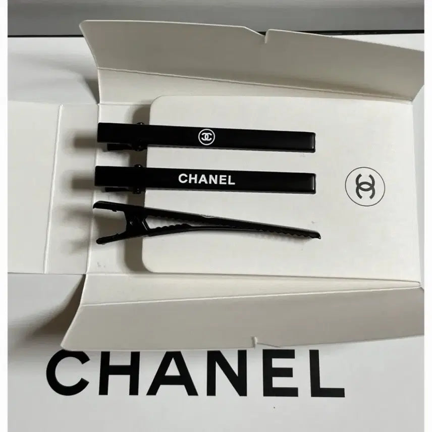[BUNJANG] Chanel Beauty Black Hairpin Set (3 Pieces) / 샤넬뷰티 블랙 헤어핀 3종세트