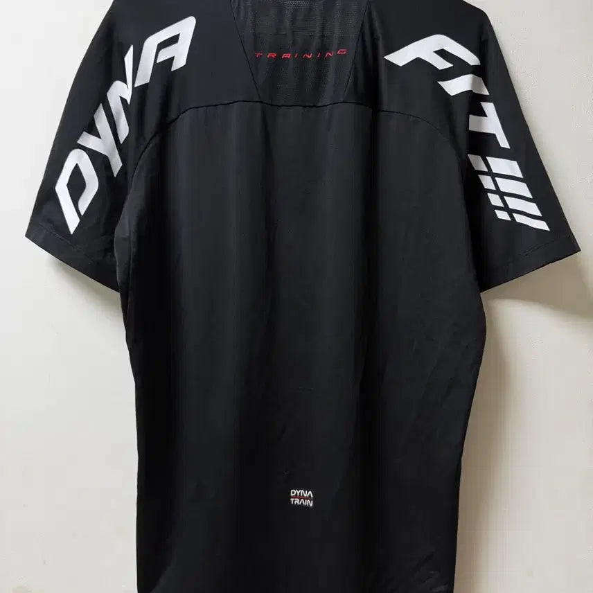 [BUNJANG] Dynefit Authentic Top (Size 95) / 다이너핏 정품 (8299)