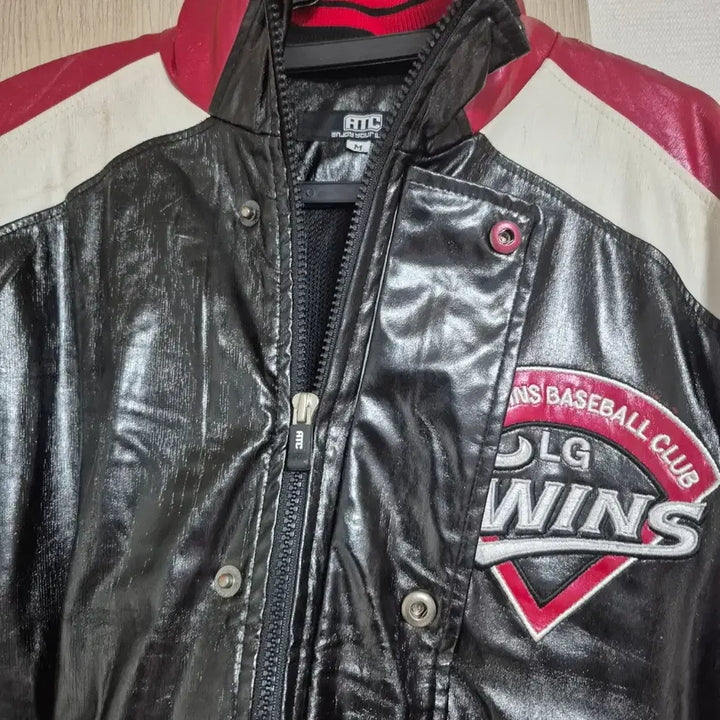 [BUNJANG] LG Twins ATC Shiny Jacket Size 95 / 엘지트윈스 atc 유광잠바 95사이즈 팝니다