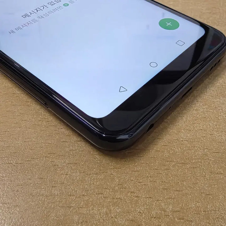 [BUNJANG] LG X6 2019 Black 32GB SKT Unlocked Smartphone / LG X6 2019