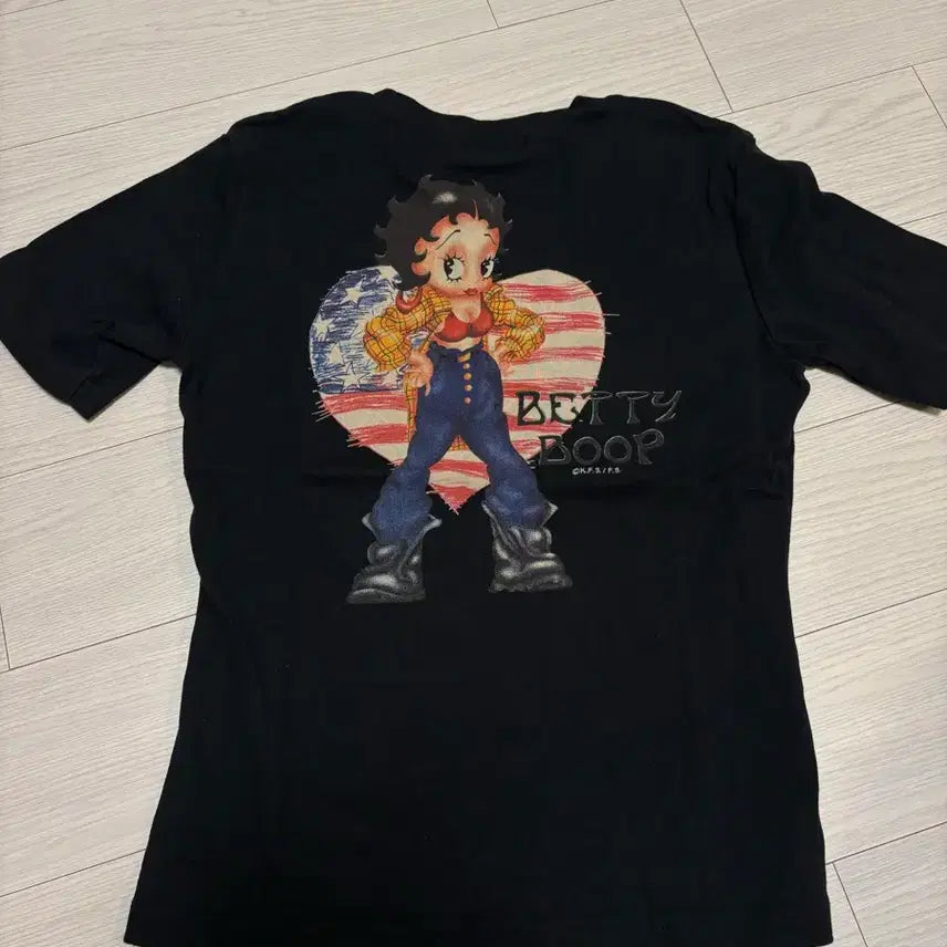 [BUNJANG] Betty Boop Slim Fit T-Shirt Size 55 / 베티붑 슬림핏 티셔츠 55사이즈