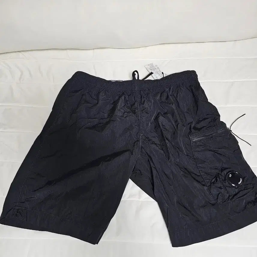 [SOLD OUT] cp컴퍼니 나일론 반바지