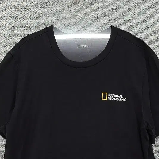 [BUNJANG] National Geographic Black Logo Short Sleeve T-Shirt L / 내셔널지오그래픽 블랙 로고 반팔티 L
