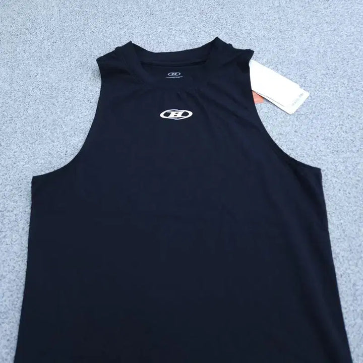 [BUNJANG] Born to One Monster Gym Short Sleeve T-Shirt Size 2 / 2 새상품 본투원 몬스터짐 반팔 티 | 0610B47