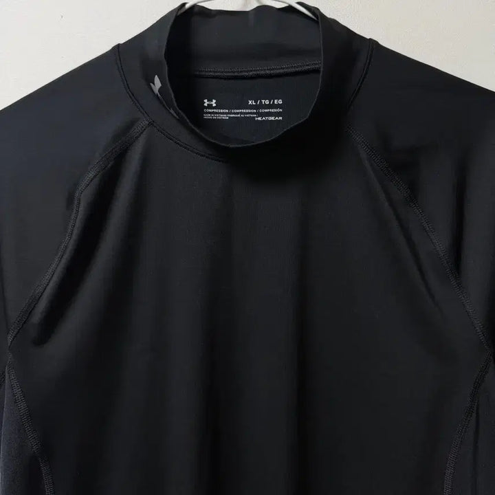 [BUNJANG] Under Armour XL Graphic T-Shirt / 언더아머 (8304)