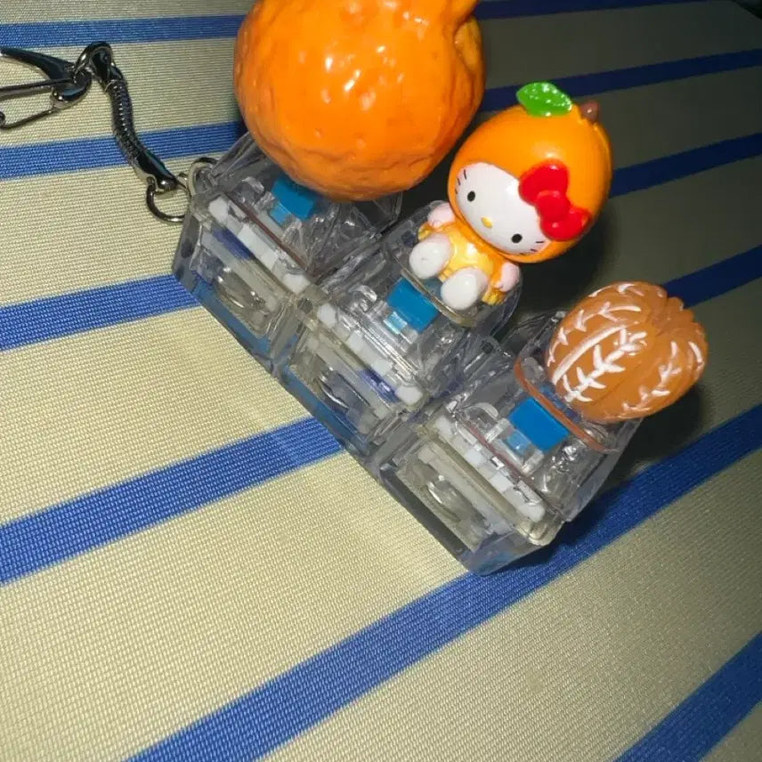 [BUNJANG] Hello Kitty "Hallabong Mandarin" LED Keyboard Keycap Keychain - New / LED 3구. 한라봉 감귤 키티 키캡키링-새상품, 제작상품