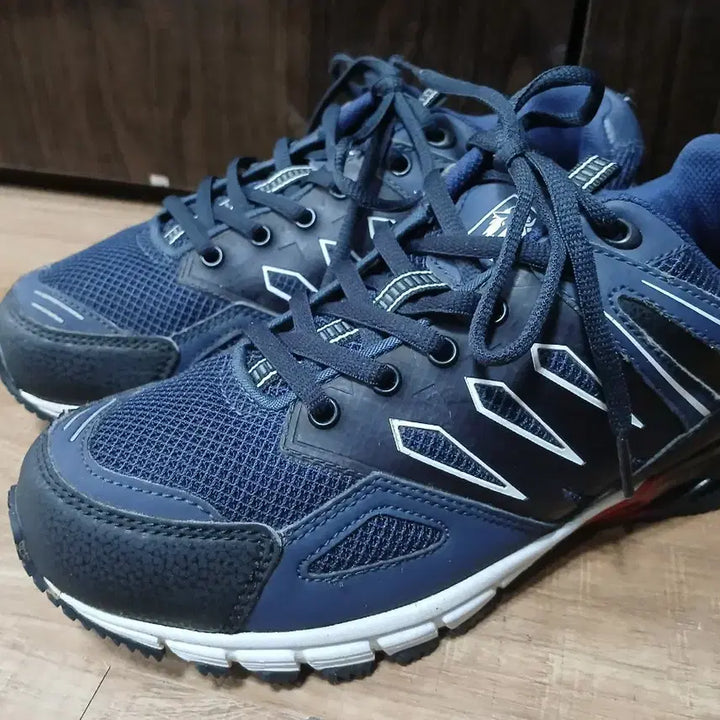 [BUNJANG] Blackyak LOD2 Navy Lightweight Hiking Shoes 275 / 블랙야크 LOD2 네이비  운동화 경량등산화 275