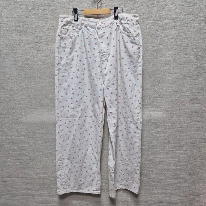 [BUNJANG] Unisex Pants with Floral Pattern / y259 남여공용 바지