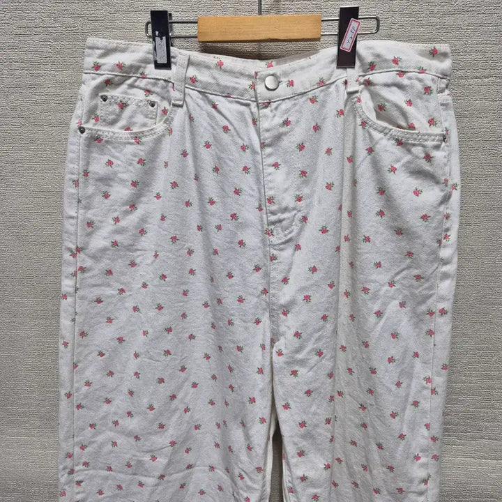 [BUNJANG] Unisex Pants with Floral Pattern / y259 남여공용 바지