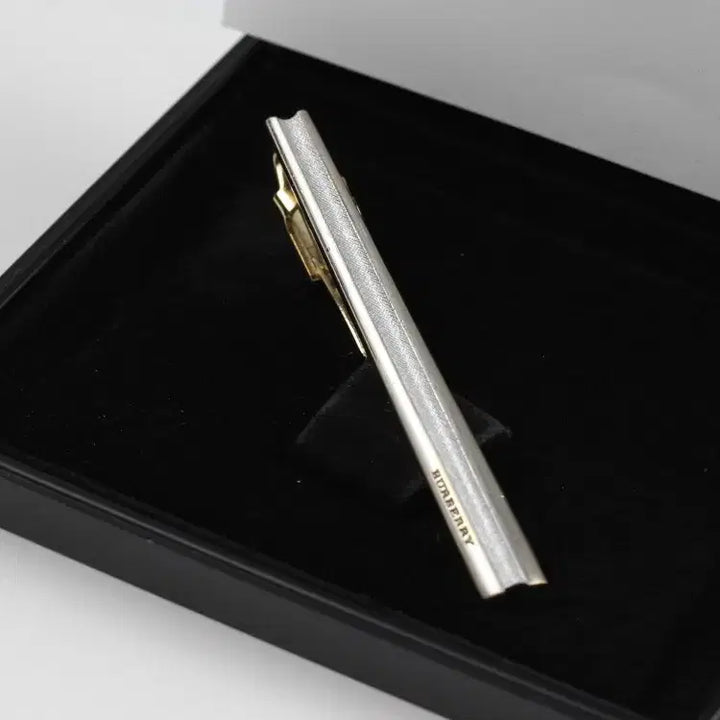 [BUNJANG] Burberry B+ Grade 6cm Vintage Tie Clip / 버버리 B+등급 6cm 신형 명품 넥타이핀 빈티지