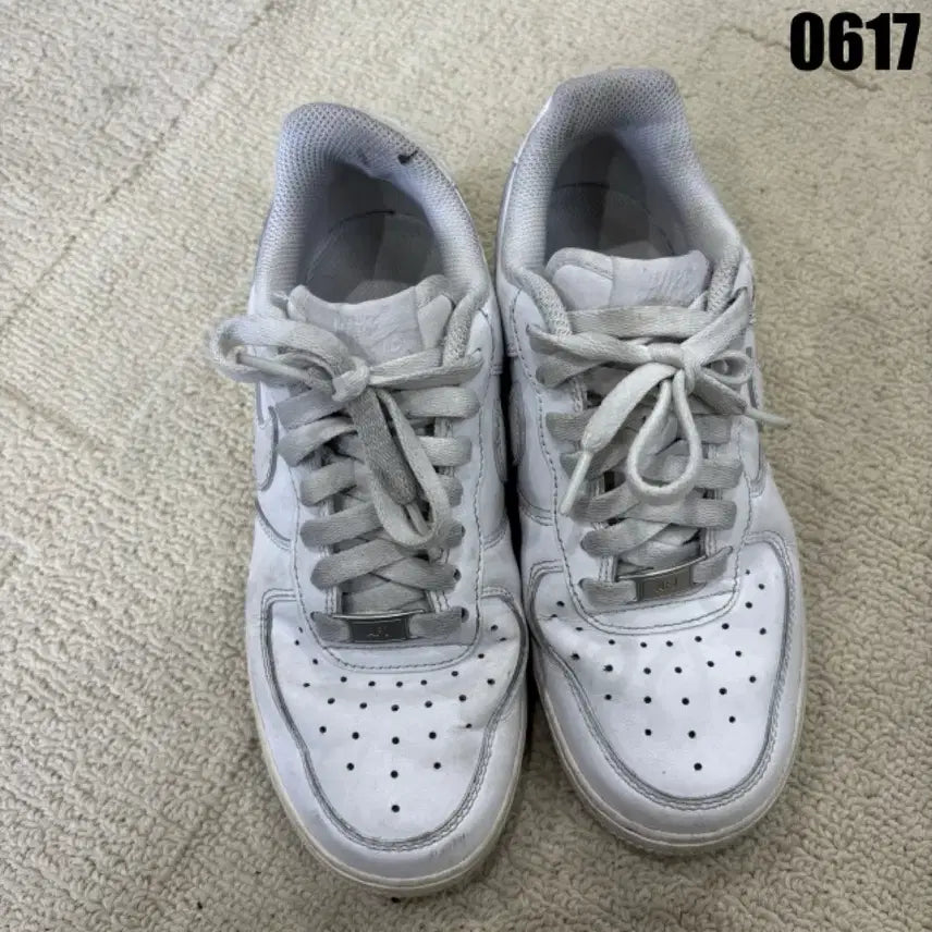 [BUNJANG] Nike Air Force 1 White (230) / 나이키 에어포스 1 흰색 230