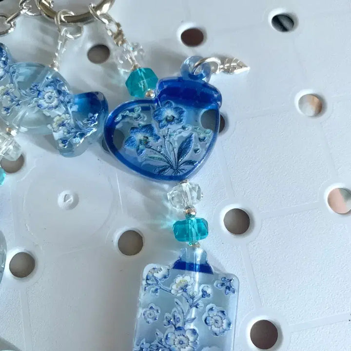 [BUNJANG] Blue Flower Design Acrylic Bead Keychain / 블루 꽃 디자인 아크릴 비즈 키링