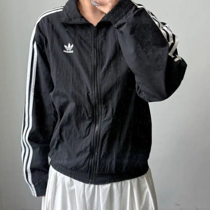 [BUNJANG] Adidas Black Windbreaker / [M] 아디다스 블랙 바람막이
