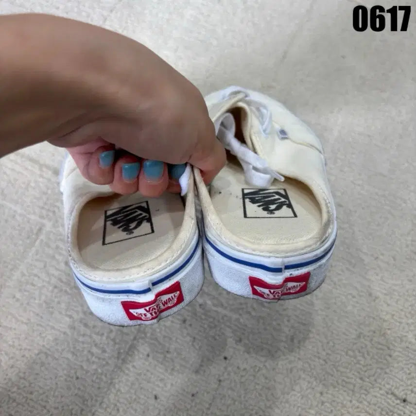 [BUNJANG] Vans Authentic Mule White Size 235 / 반스 어센틱뮬 흰색 235
