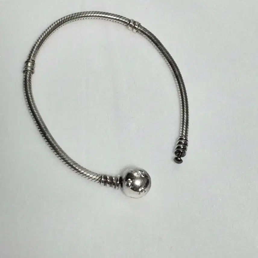 [BUNJANG] Pandora Disney Mickey Mouse Sterling Silver Bracelet 18cm / 실버 925 ] Pandora Disney 판도라 미키 팔찌 18cm
