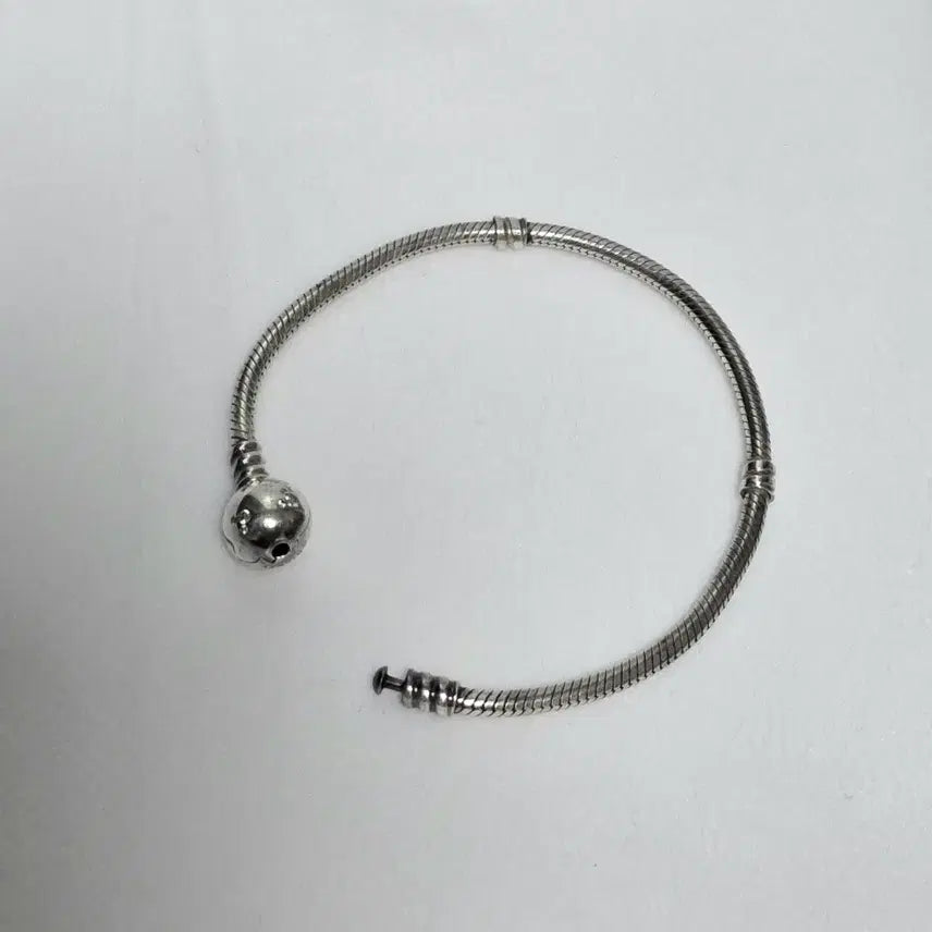[BUNJANG] Pandora Disney Mickey Mouse Sterling Silver Bracelet 18cm / 실버 925 ] Pandora Disney 판도라 미키 팔찌 18cm