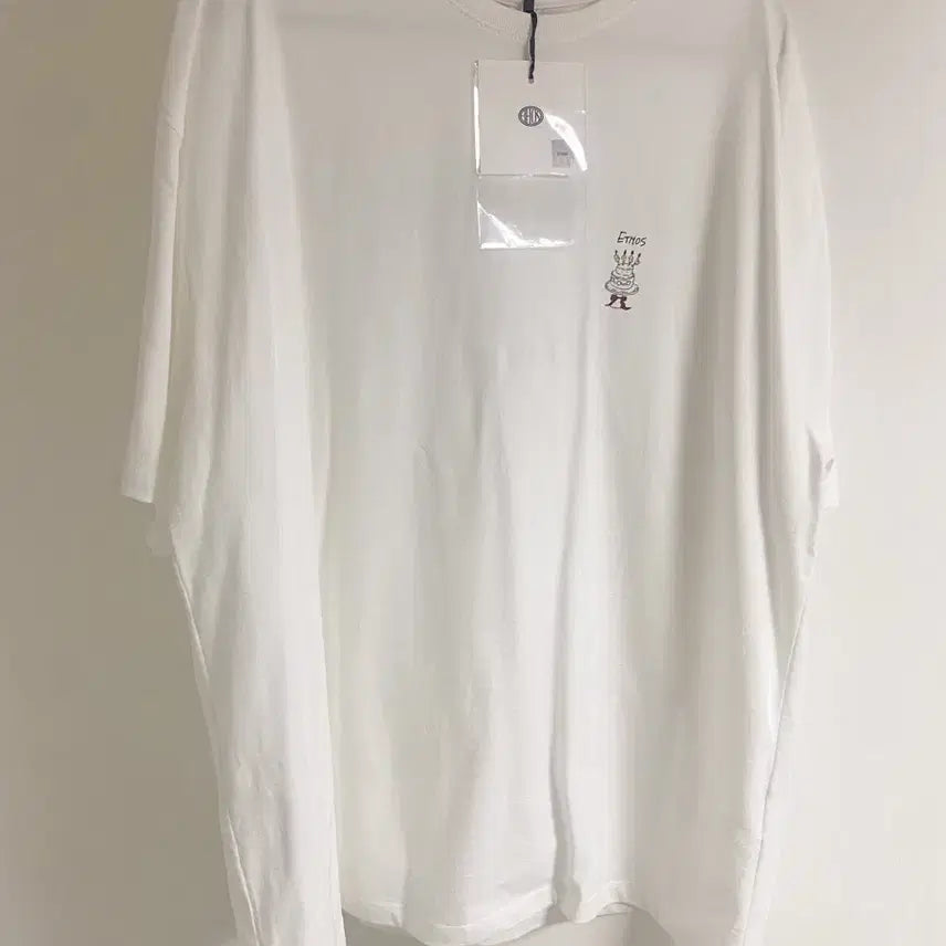 [BUNJANG] Ethos Puppy Graphic T-Shirt / 에토스 반팔 퍼피 티셔츠