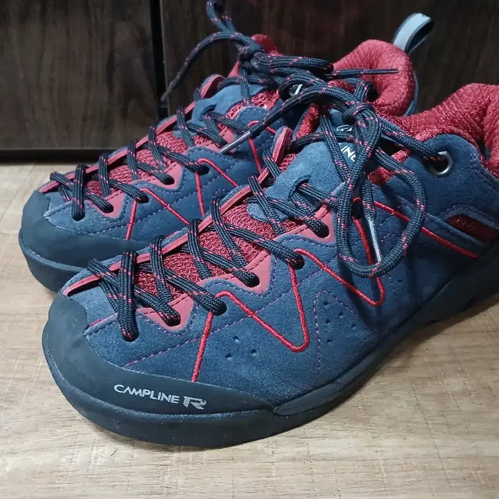 [BUNJANG] Campline R Trekking Shoes Navy/Red / 캠플라인R 등산화 네이비/레드