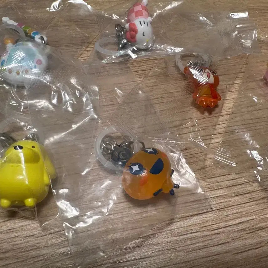 [BUNJANG] Hello Kitty, Tamagotchi, DokiDoki Secret Friends Gacha Bundle Set / (일괄,개별 가능) 헬로키티,다마고치,두근두근 비밀친구 가챠