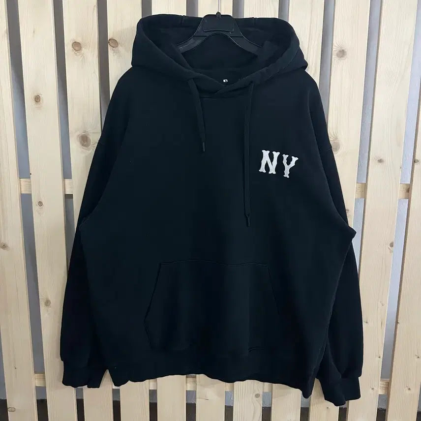 [BUNJANG] MLB Black NY New York Hoodie / (L) MLB 블랙 NY 뉴욕 후드티