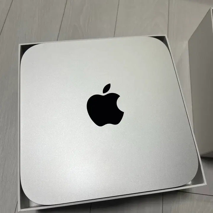 [BUNJANG] Apple Mac mini M1 2020 8GB/256GB Base Model / 맥미니 M1 2020 8GB / SSD 256GB 기본형