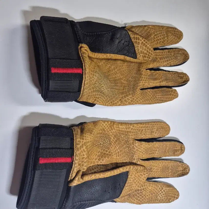 [BUNJANG] Kim Hyun-soo Game-Worn Baseball Glove / 김현수 선수 실착 장갑