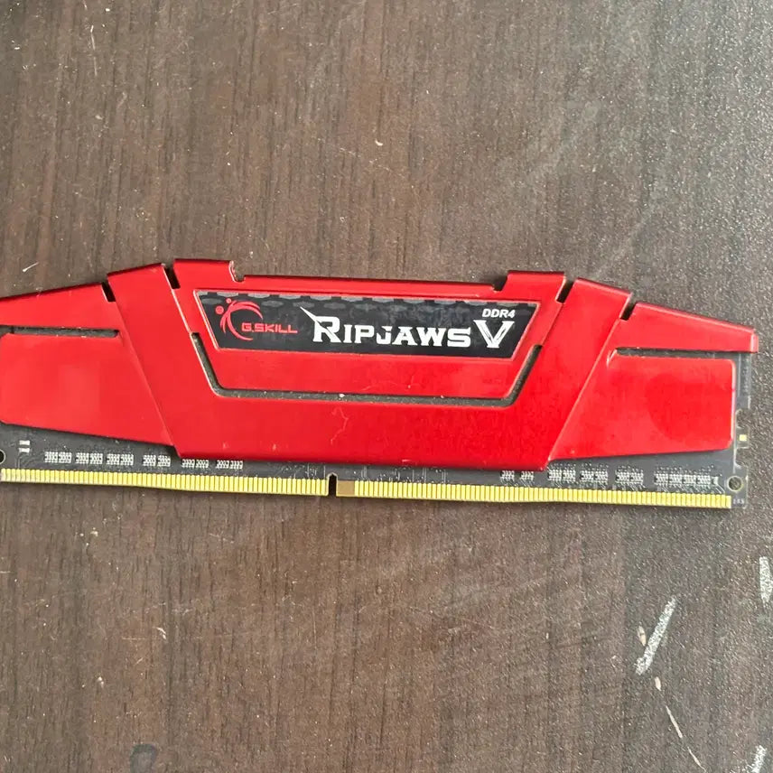 [SOLD OUT] G.SKILL DDR4-2400 RIPJAWS 16GB