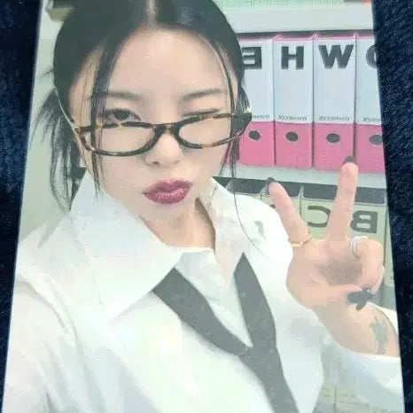 [BUNJANG] Wheein Wheein OWHEECE Fan Concert Photocard / 휘인 wheein OWHEECE 팬콘 포카 양도