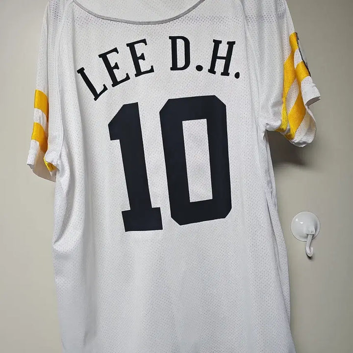 [BUNJANG] Mizuno SoftBank Hawks Lee Dae-ho Baseball Jersey (Size 100) / 미즈노 정품 소프트뱅크 호크스 유니폼 100사이즈 이대호 마킹 팝니다