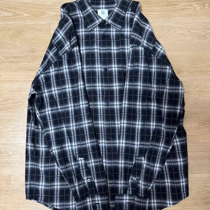 [BUNJANG] Polerteru Check Shirt Black White / (4) 폴리테루 체크 셔츠 블랙 화이트