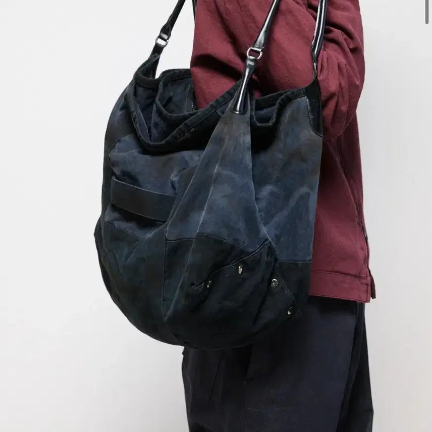 [BUNJANG] HAECHINGROOM VTG Canvas Bag Black / 해칭룸 VTG 캔버스 백 블랙