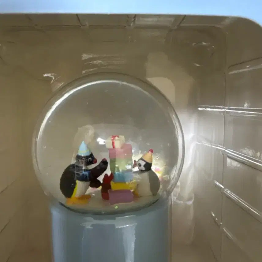 [BUNJANG] Pingu Snow Globe / 투썸핑구스노우볼