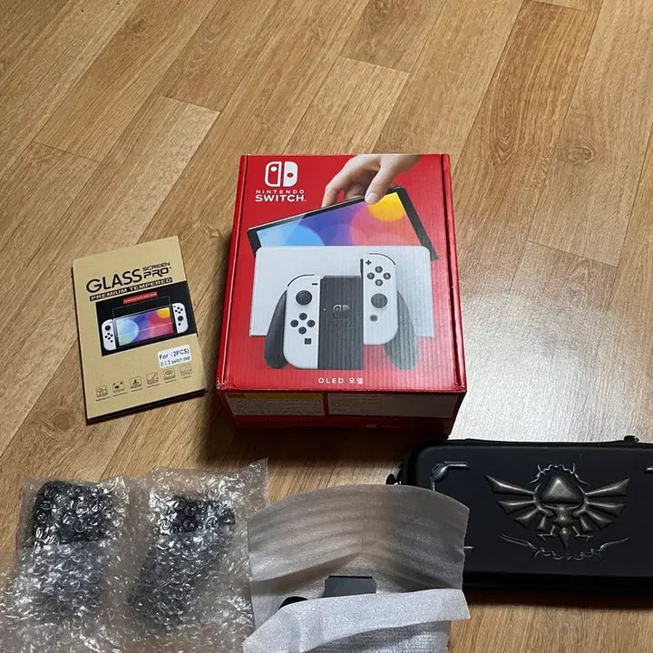 [BUNJANG] Nintendo Switch OLED Model - White - Full Box - Excellent Condition / 닌텐도 스위치 OLED 화이트 풀박스 판매 / 상태 최상 / 구성품 풀세