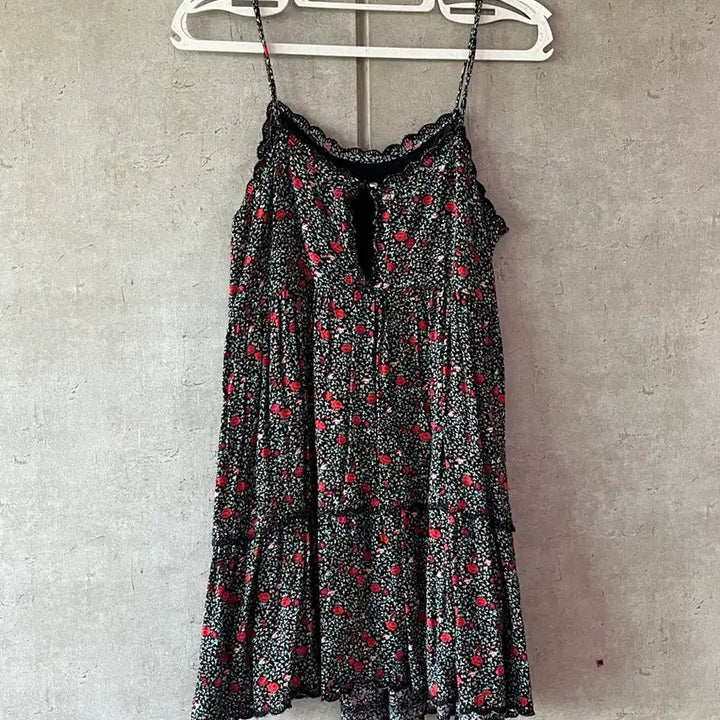 [BUNJANG] Urban Outfitters Sundress / 나시 원피스 어반아웃피터스 Urban Outfitters Sundress