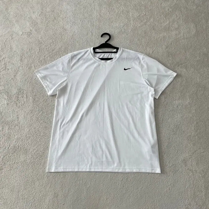 [BUNJANG] Nike Dri-FIT White Short-Sleeve T-Shirt XXL / XXL 나이키 드라이핏 화이트 반팔티셔츠 110