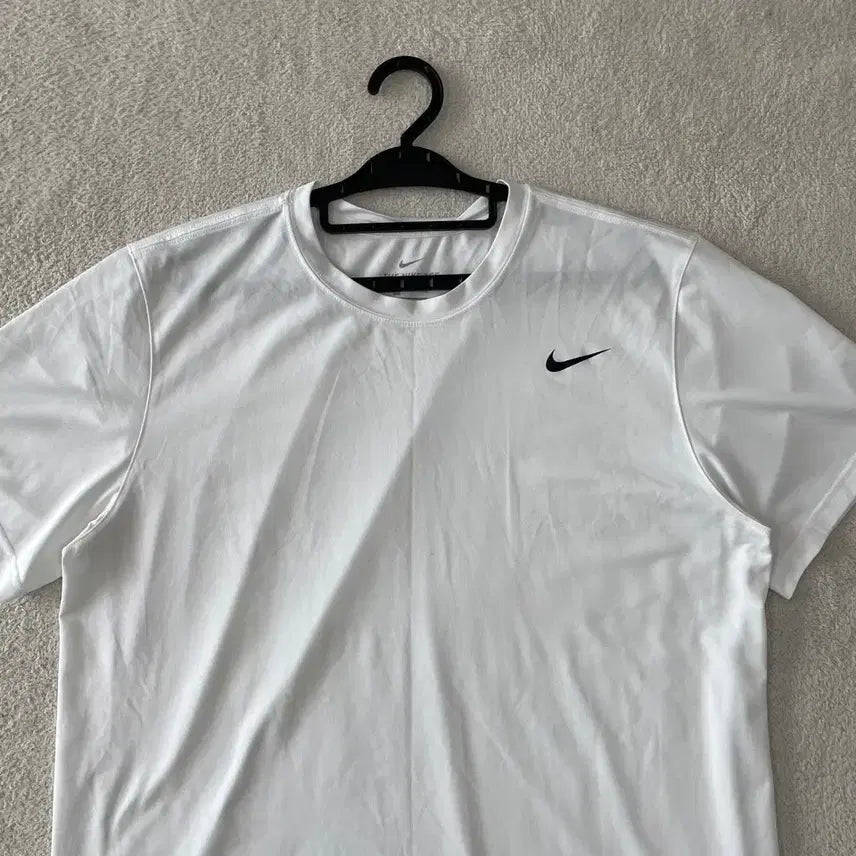 [BUNJANG] Nike Dri-FIT White Short-Sleeve T-Shirt XXL / XXL 나이키 드라이핏 화이트 반팔티셔츠 110