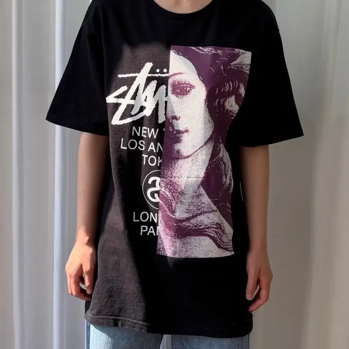 [BUNJANG] Stussy World Tour Venus Short Sleeve T-Shirt - Medium / 스투시 반팔 티셔츠