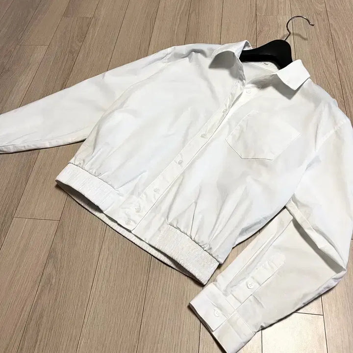 [BUNJANG] Je-pyeong Uber Cotton Shirt Jacket White / 제평 위버 uber 바스락 포켓 코튼 셔츠 자켓 화이트흰색블루종사파리점